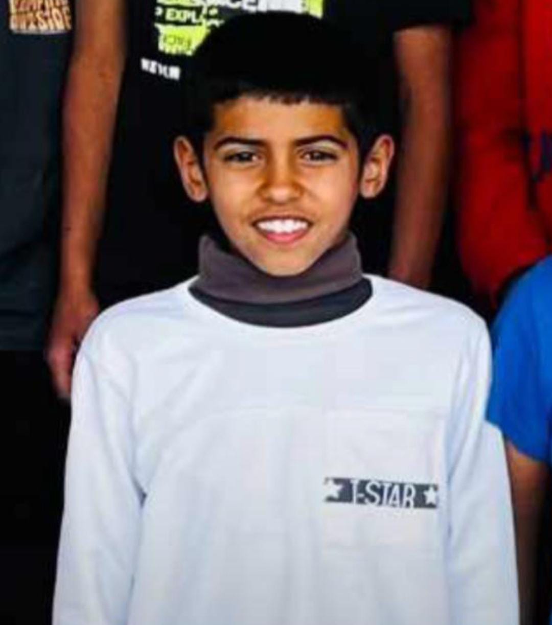 iijilb3v8pe6jssb.jpg